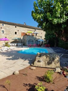 ci01-225x300 Gîte le Cigalou