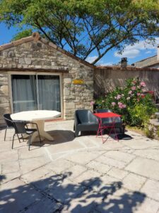 la01-225x300 Studio le laurier